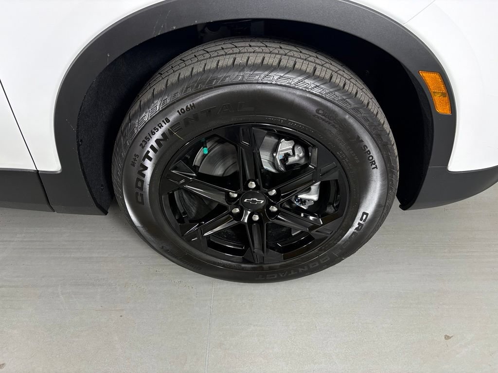 New 2026 Chevrolet Blazer LT w/ Midnight/Sport Edition FWD image 12