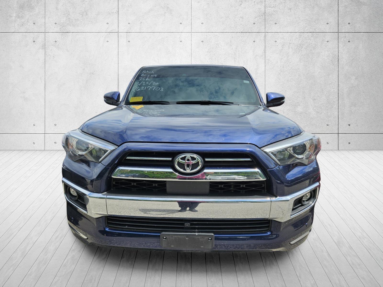 Used 2024 Toyota 4Runner Limited AWD/4WD image 4
