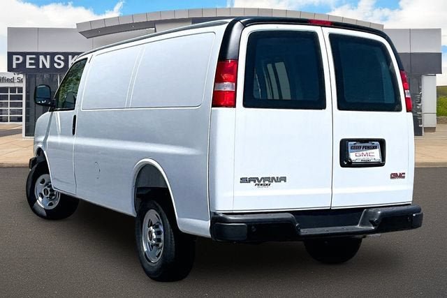 New 2026 GMC Savana 3500 w/ Driver Convenience Package RWD image 3