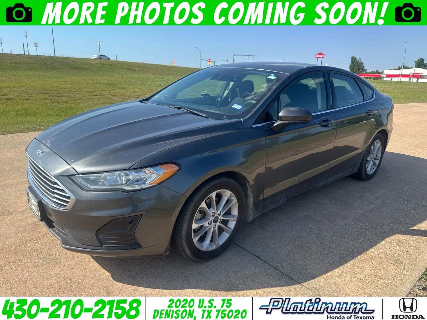 Used 2020 Ford Fusion SE FWD image 1