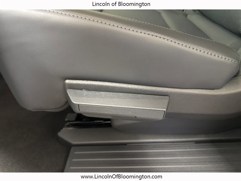 New 2025 Lincoln Navigator L Reserve w/ Jet Appearance Package image 55