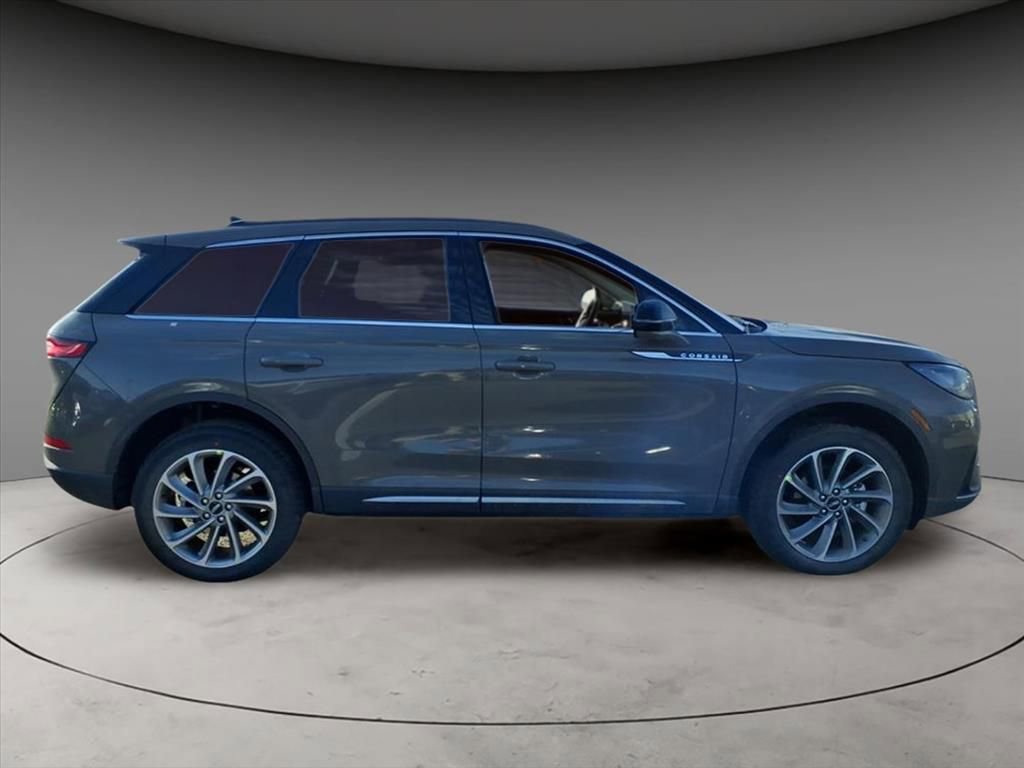 New 2026 Lincoln Corsair Premiere image 10