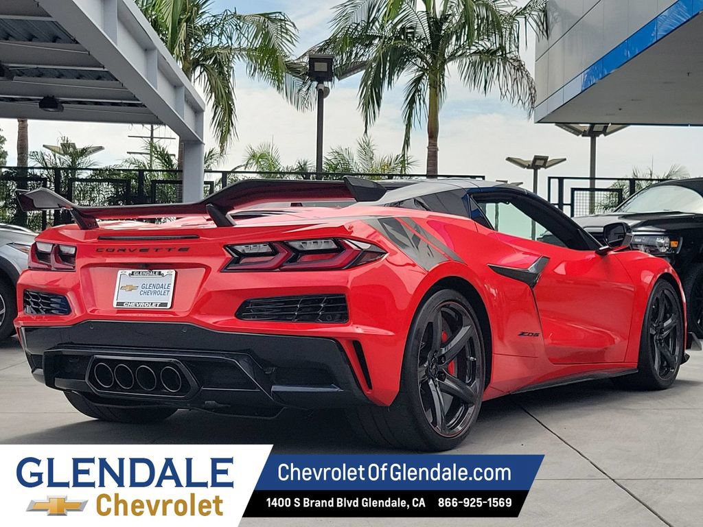 Used 2024 Chevrolet Corvette Z06 w/ Z07 Performance Package RWD image 12