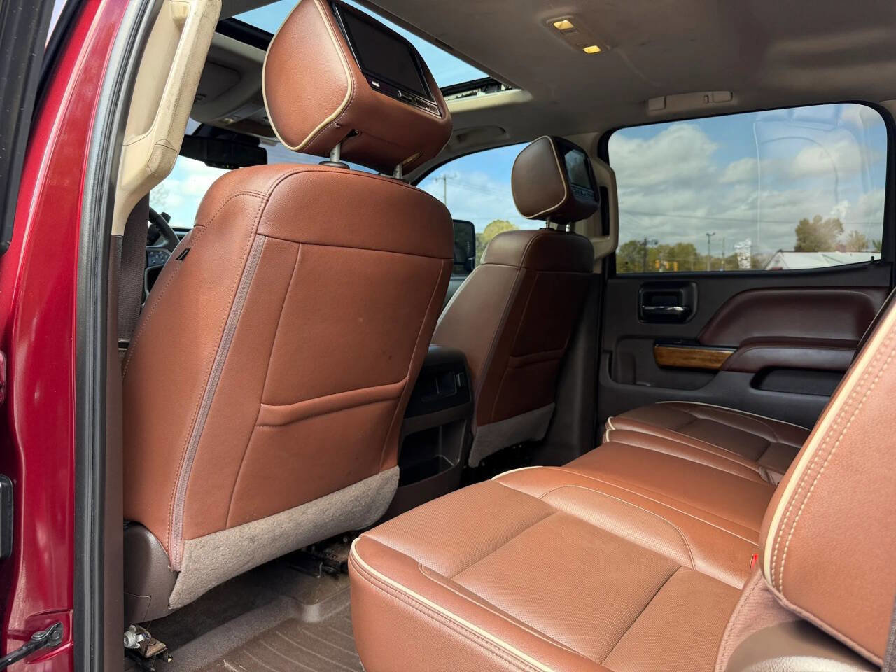 Used 2016 Chevrolet Silverado 3500 High Country w/ Duramax Plus Package image 17