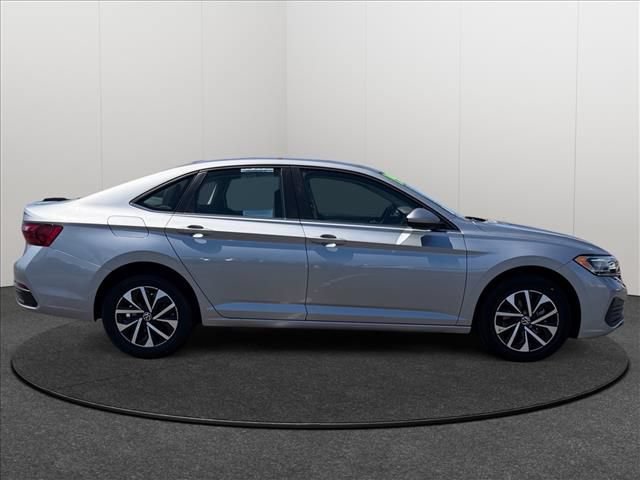 Used 2024 Volkswagen Jetta S FWD image 4