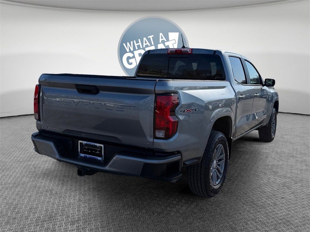 Used 2024 Chevrolet Colorado LT w/ LT Convenience Package II image 3