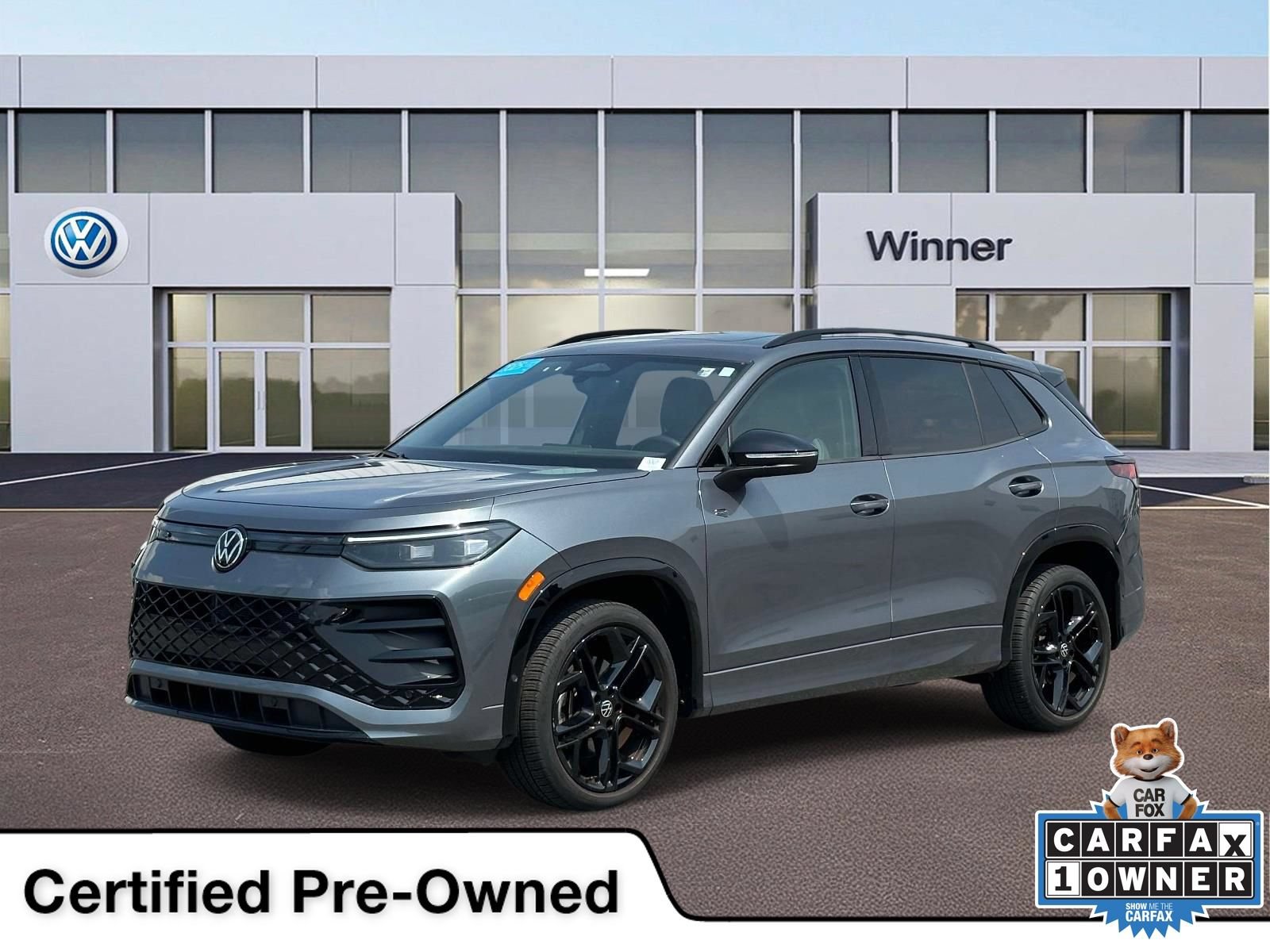 Certified 2025 Volkswagen Tiguan SE R-Line AWD/4WD image 1