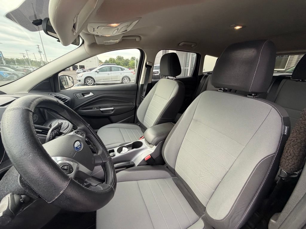 Used 2016 Ford Escape SE w/ Equipment Group 201A AWD/4WD image 11
