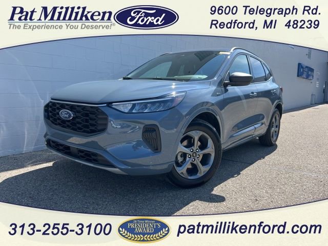 Certified 2023 Ford Escape ST-Line w/ Tech Pack #1 AWD/4WD image 1
