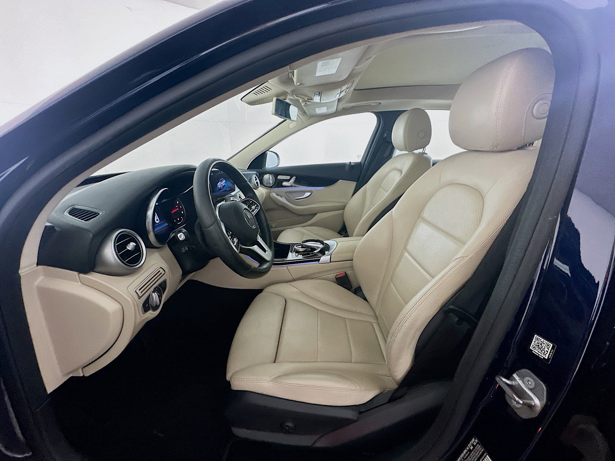 Used 2020 Mercedes-Benz C 300 4MATIC Sedan w/ Premium Package image 13