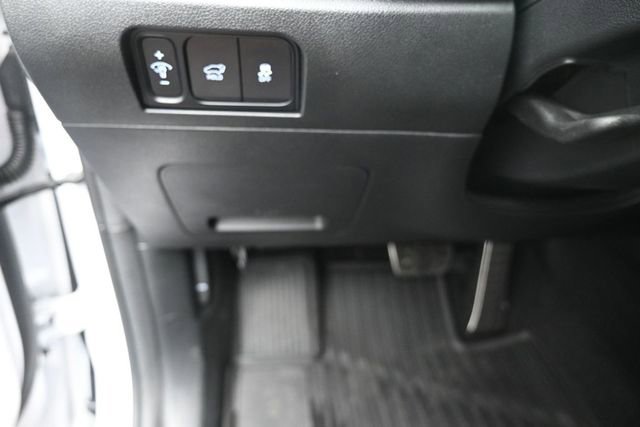 Used 2025 Kia Sorento SX Prestige AWD/4WD image 16