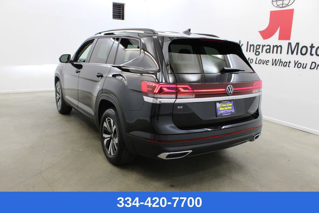 New 2026 Volkswagen Atlas SE image 2