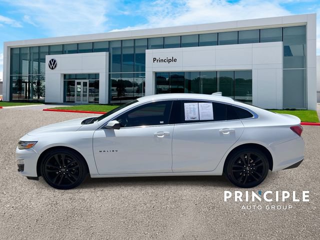 Used 2023 Chevrolet Malibu LT w/ Sport Edition FWD image 6