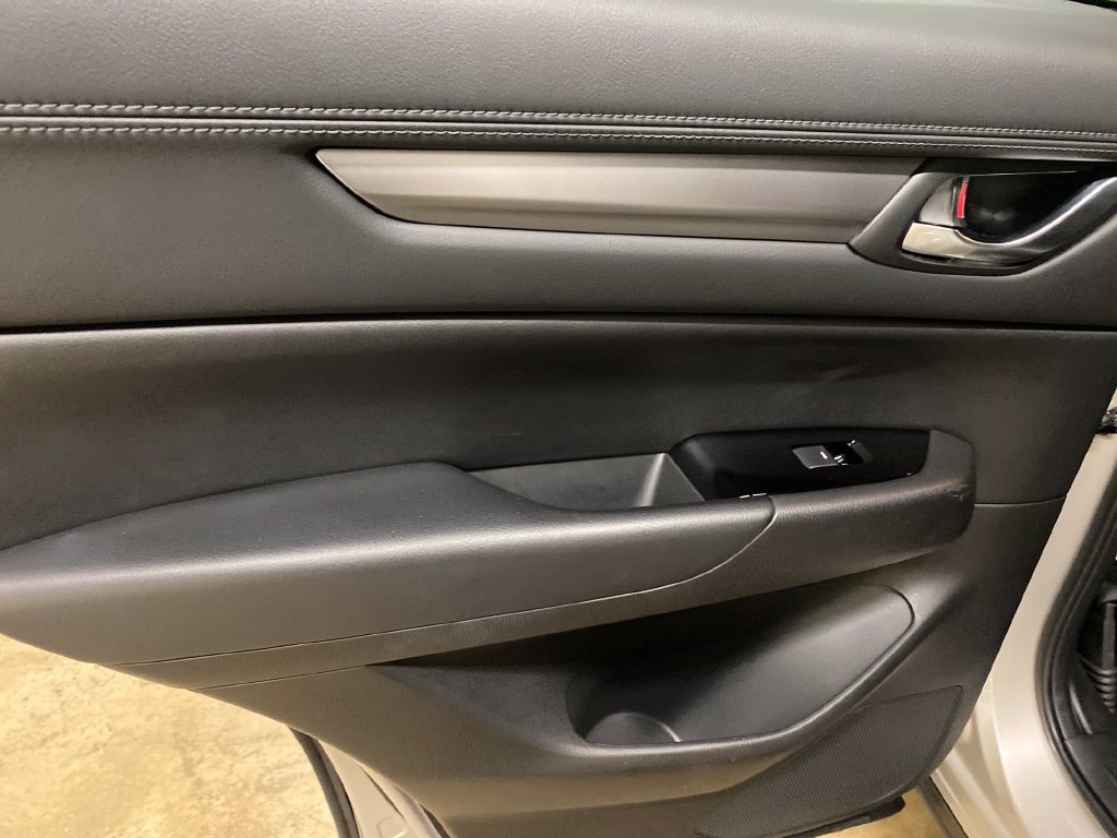 Certified 2025 MAZDA CX-5 AWD 2.5 S w/ Preferred Package image 18