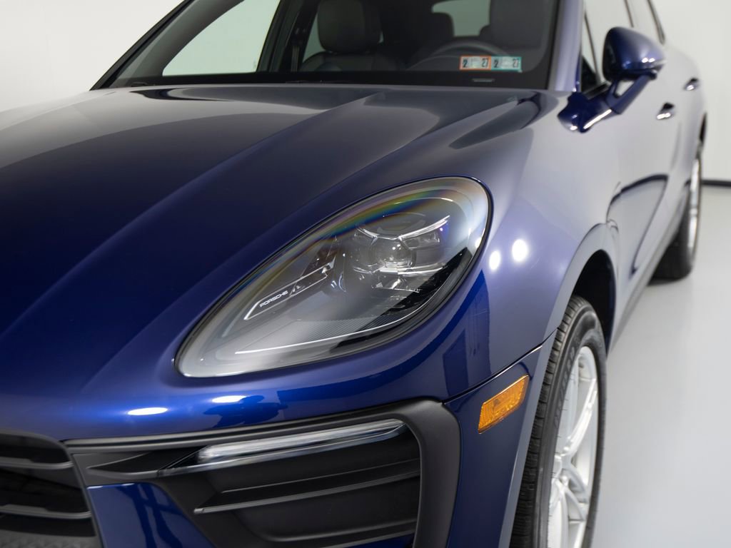 Certified 2025 Porsche Macan image 36