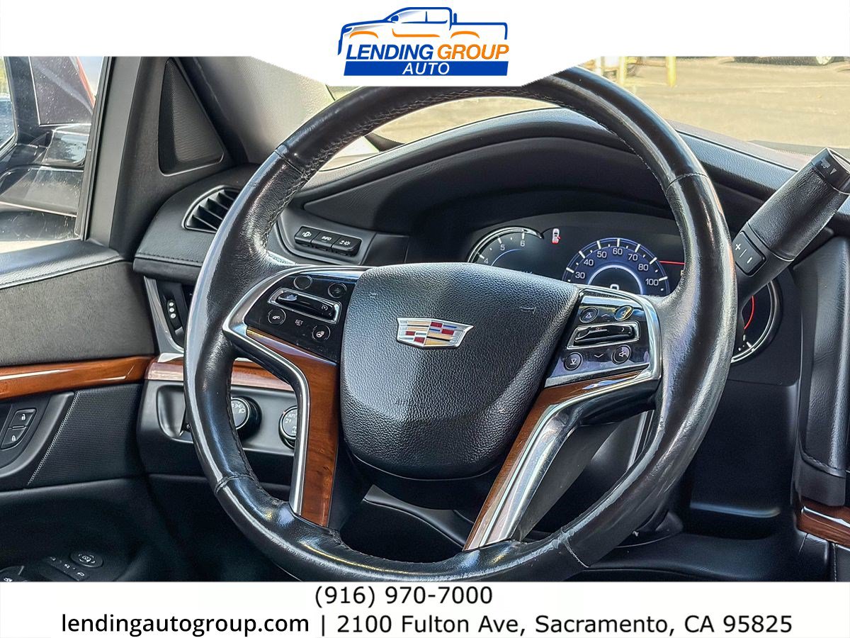 Used 2016 Cadillac Escalade ESV Luxury AWD/4WD image 14