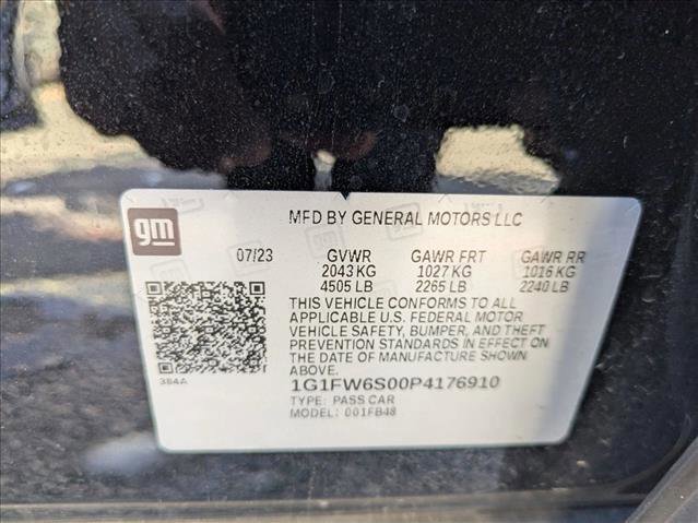 Used 2023 Chevrolet Bolt LT w/ Driver Confidence Package FWD image 17