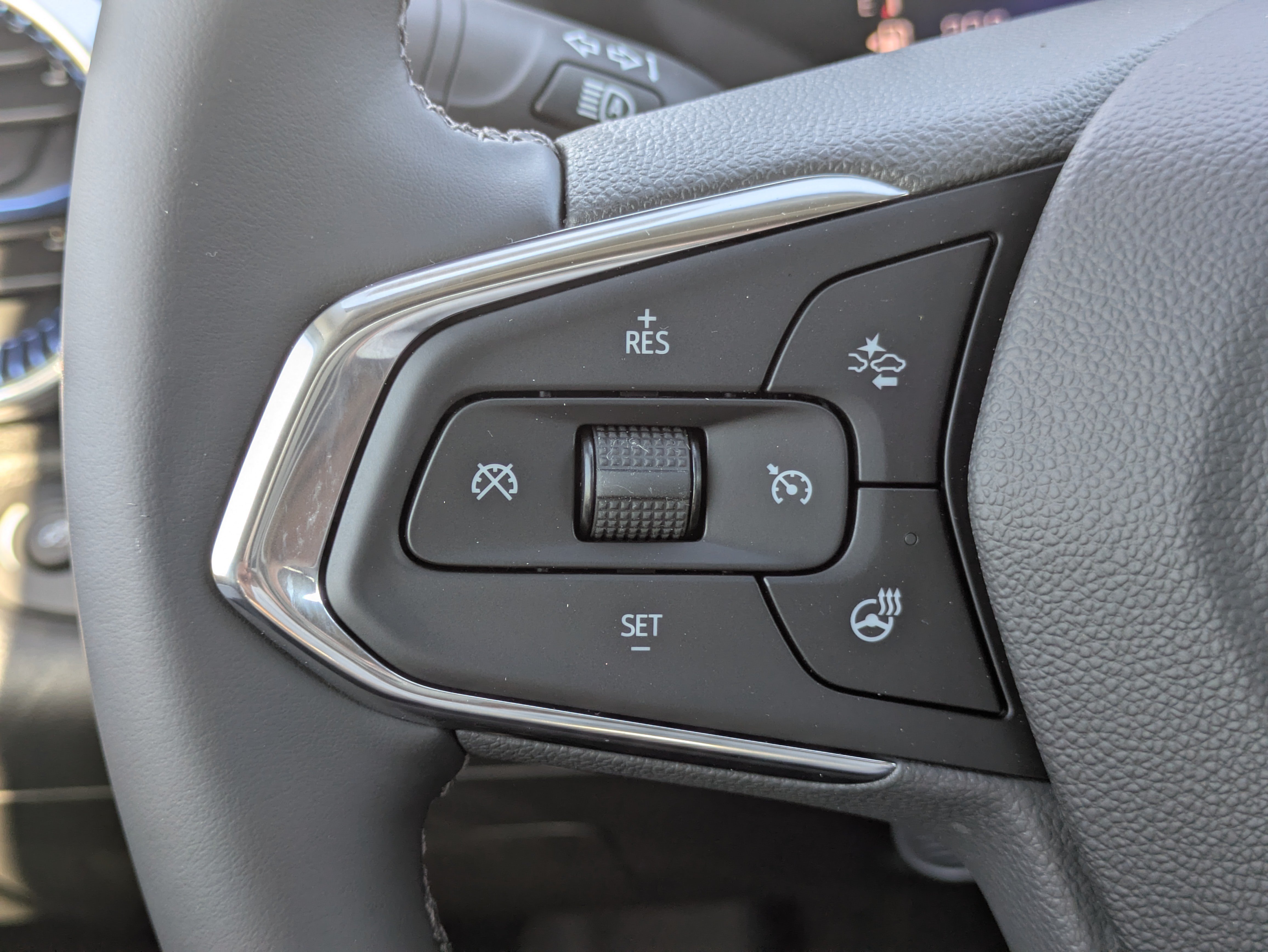 New 2026 Chevrolet Trax LT w/ Driver Confidence Package FWD image 15