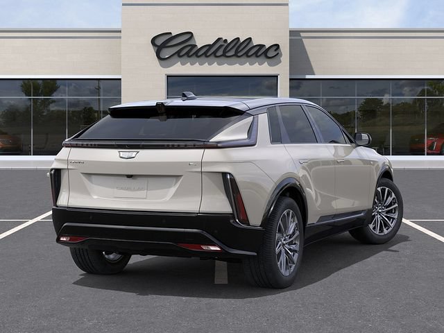 New 2027 Cadillac Lyriq Premium Sport w/ LPO, Floor Liner Package AWD/4WD image 4