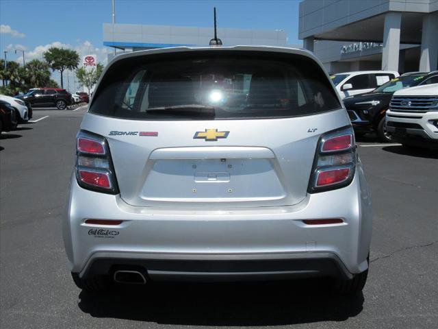 Used 2017 Chevrolet Sonic LT w/ Fun and Sun Package FWD image 6