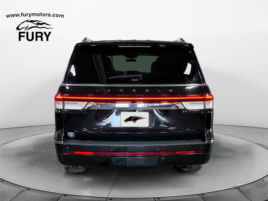Used 2024 Lincoln Navigator L Reserve w/ Equipment Group 201A AWD/4WD image 4