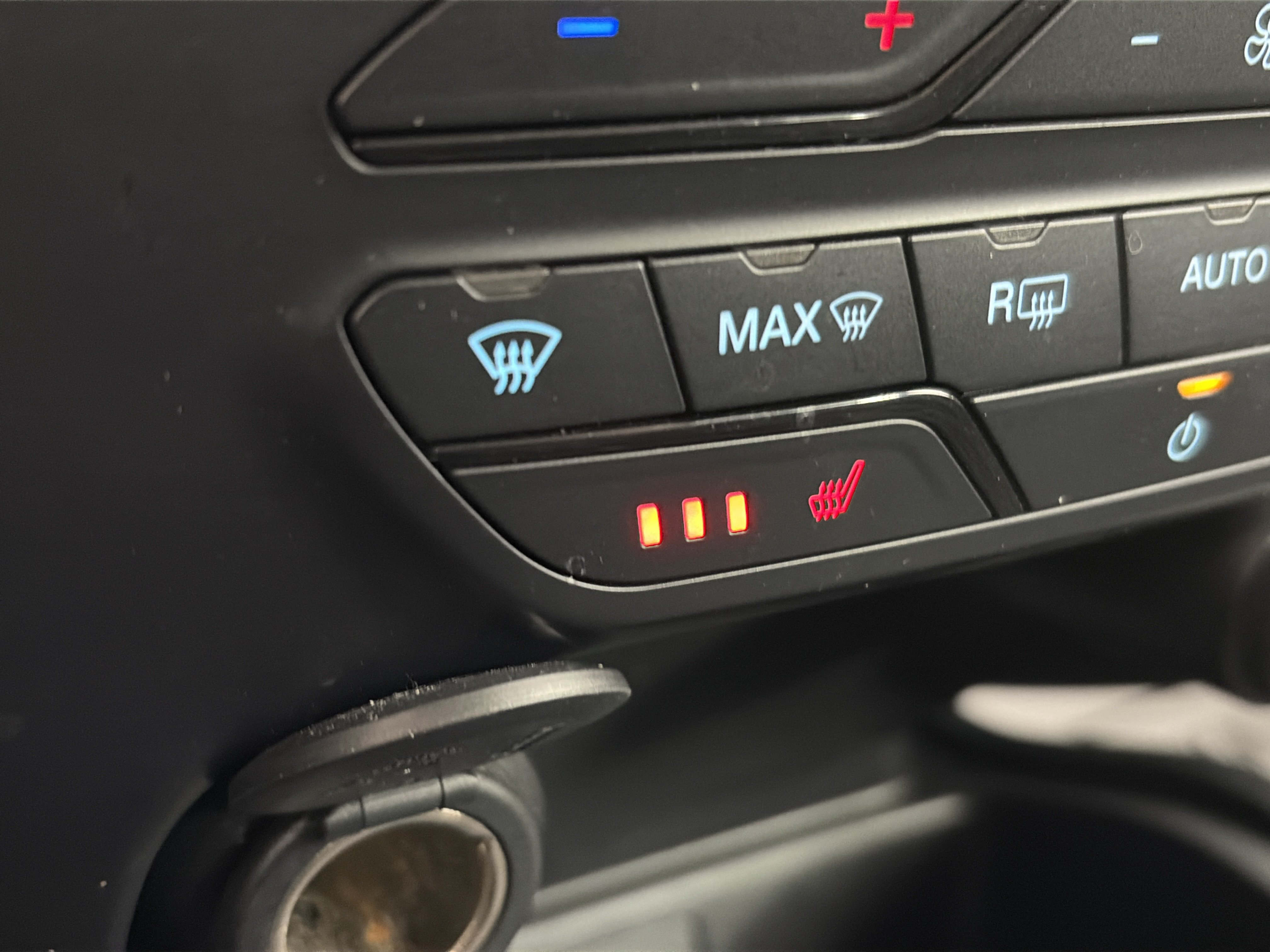 Used 2019 Ford Ranger XLT w/ Equipment Group 302A Luxury AWD/4WD image 26