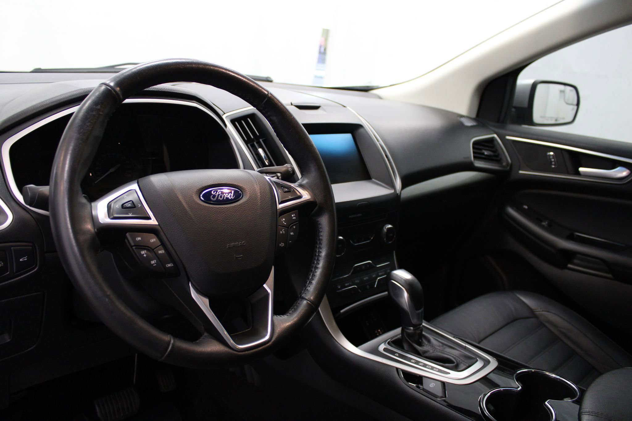 Used 2015 Ford Edge SEL w/ Equipment Group 201A AWD/4WD image 15