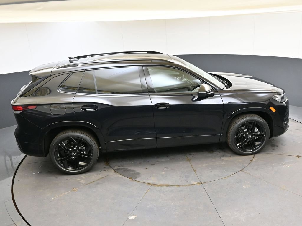 New 2026 Volkswagen Tiguan SE R-Line image 50