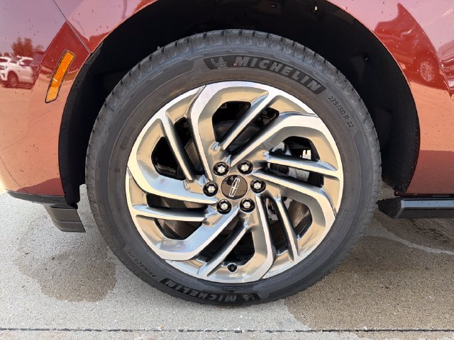 New 2027 Lincoln Navigator Reserve AWD/4WD image 13