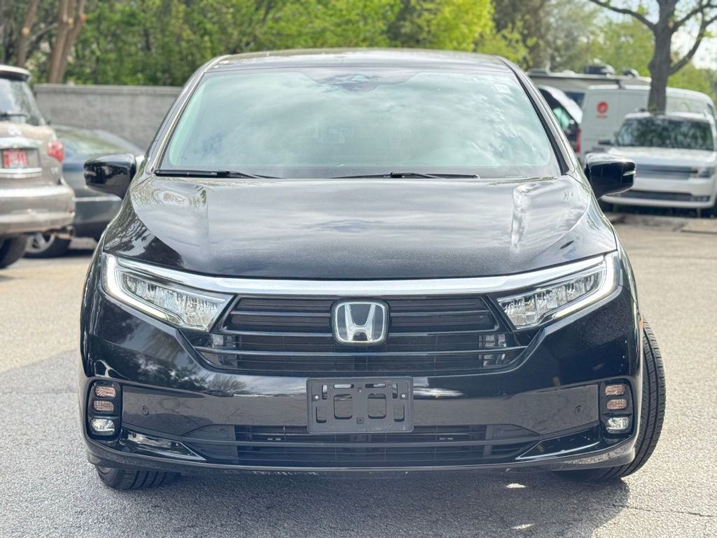Used 2024 Honda Odyssey Touring image 2