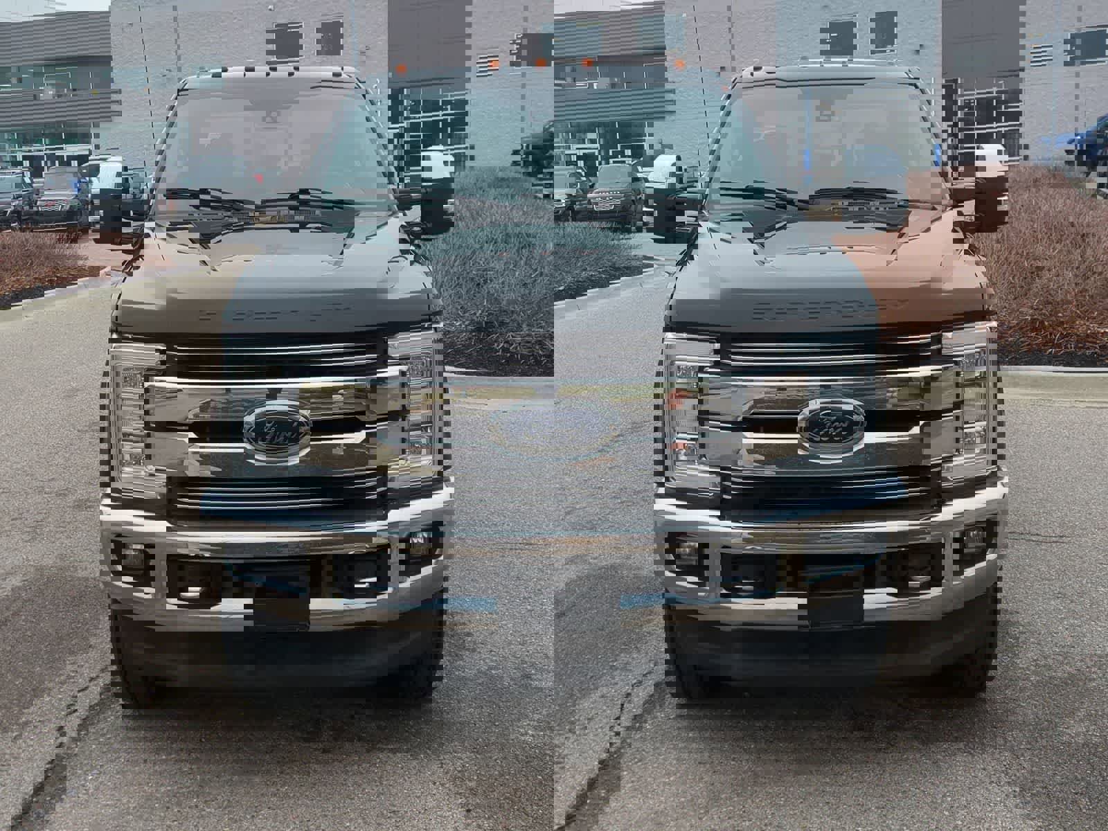 Used 2017 Ford F250 Lariat w/ Lariat Ultimate Package image 3