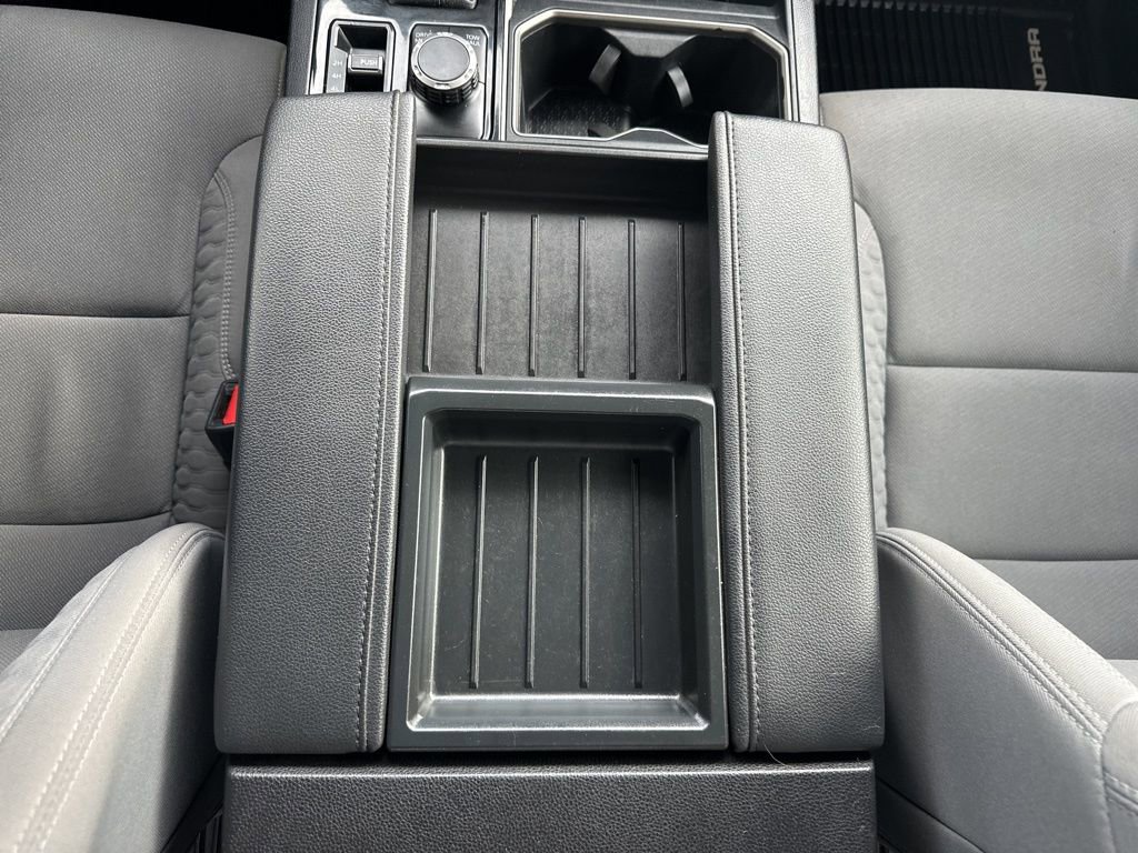 Used 2022 Toyota Tundra SR5 w/ SR5 Convenience Package image 8