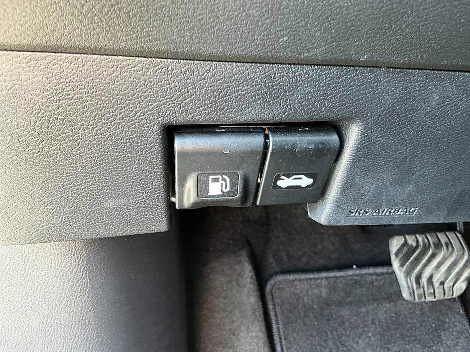 Certified 2024 Nissan Kicks S FWD image 14