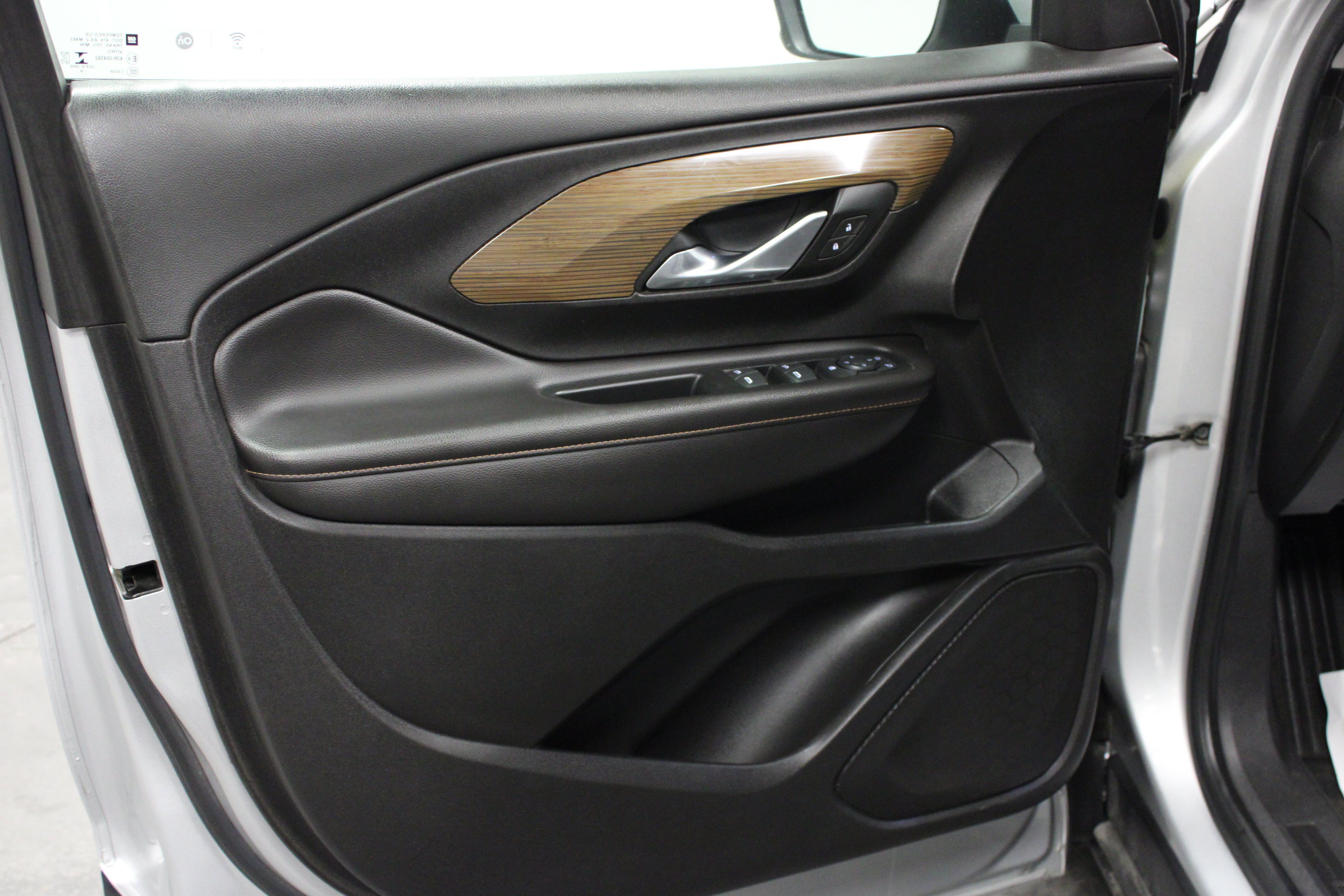 Used 2019 GMC Terrain SLE FWD image 11