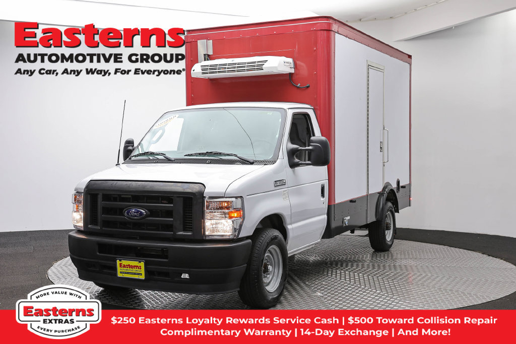 Used 2023 Ford E-350 and Econoline 350 Super Duty w/ Power Windows & Locks Group RWD image 1