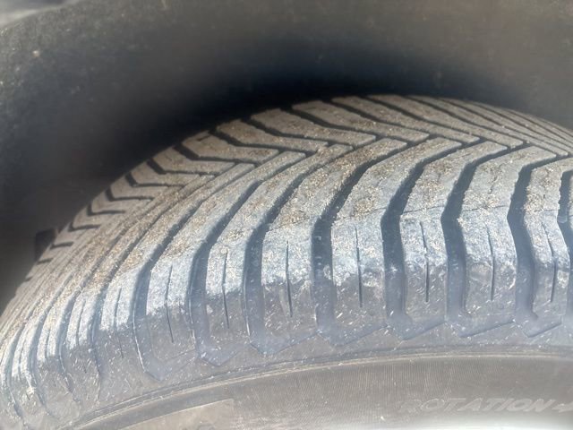 Used 2015 GMC Acadia SLT image 10