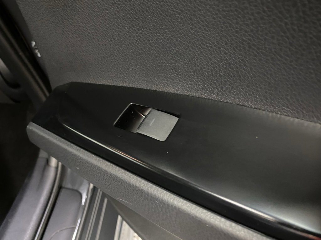 Used 2025 Toyota Camry Hybrid image 15
