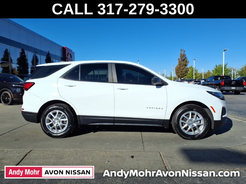 Used 2022 Chevrolet Equinox LS AWD/4WD image 8