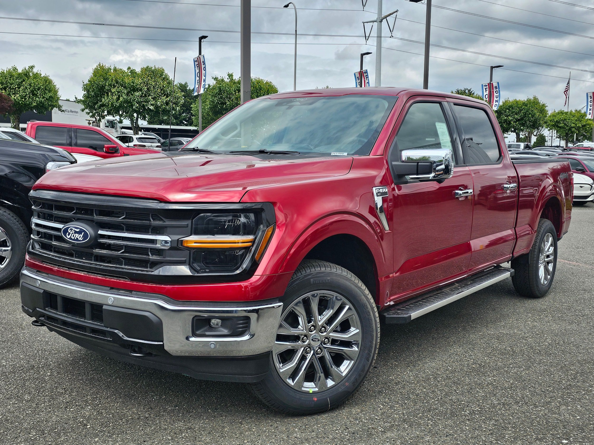 New 2026 Ford F150 XLT w/ Equipment Group 302A MID