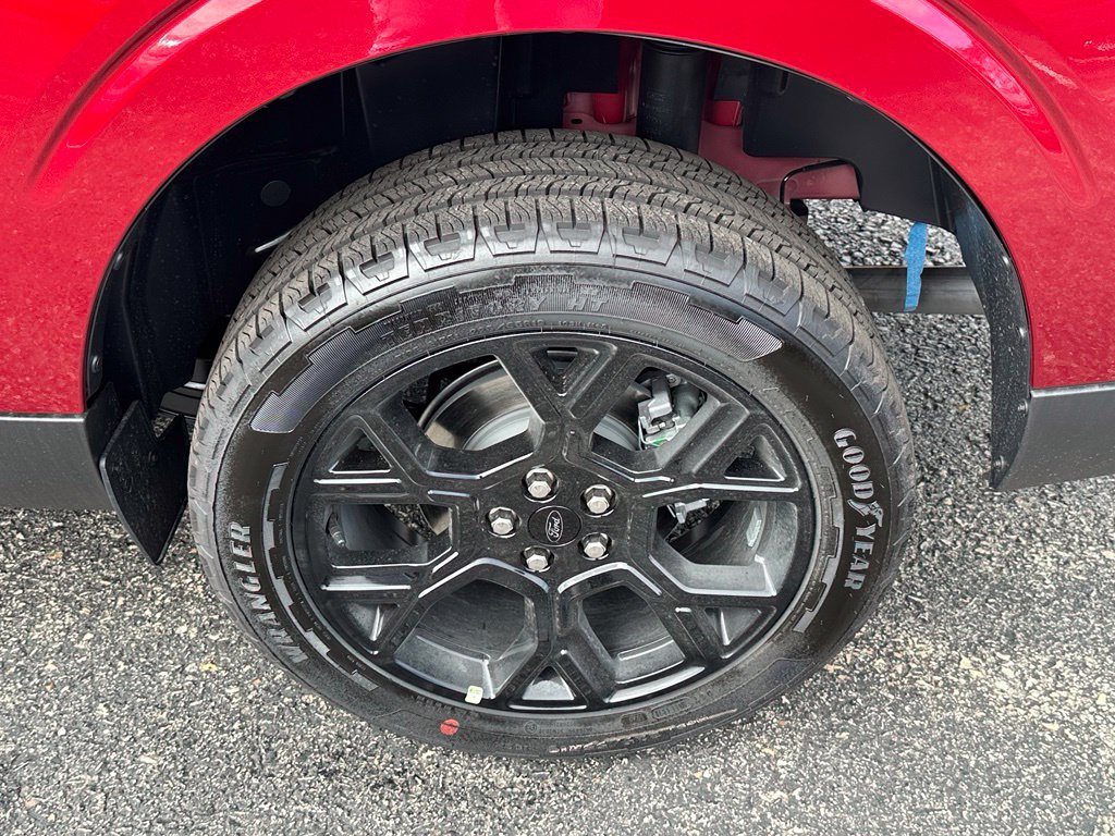 New 2026 Ford Maverick XLT w/ Black Appearance Package AWD/4WD image 6