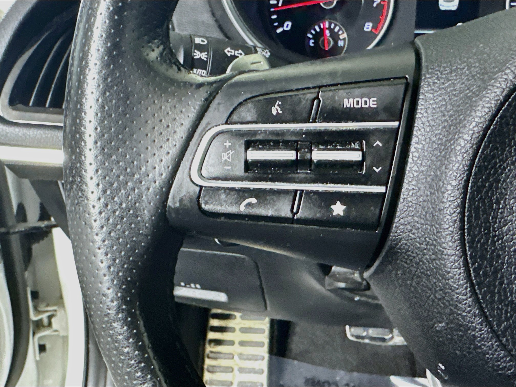 Used 2023 Kia Stinger GT-Line RWD image 16