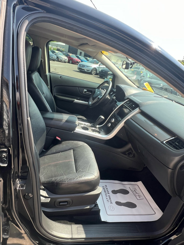 Used 2011 Ford Edge SEL w/ Canadian Comfort Pkg image 14