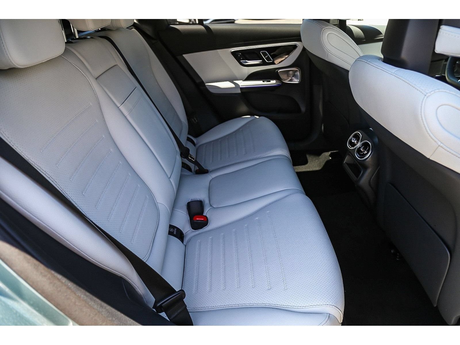 New 2026 Mercedes-Benz GLC 300 4MATIC image 15