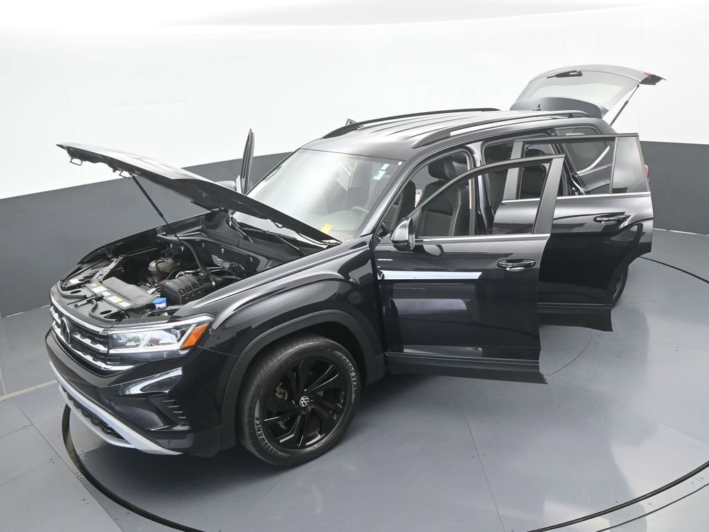 Used 2022 Volkswagen Atlas SE w/ Black Wheel Package image 66