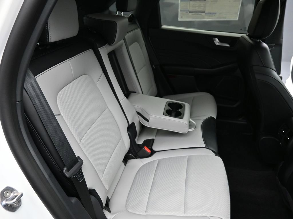 New 2025 Ford Escape SE image 20