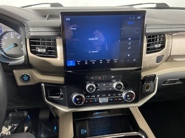 Used 2024 Ford Expedition Max Limited image 25