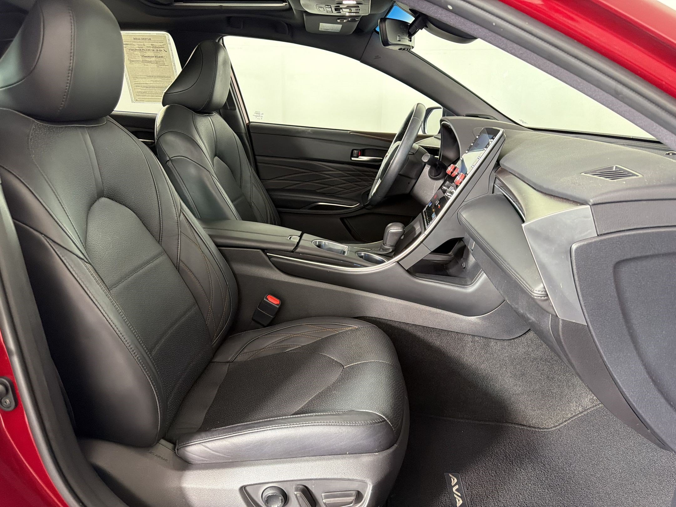 Used 2022 Toyota Avalon Limited w/ Advanced Safety Package FWD image 22