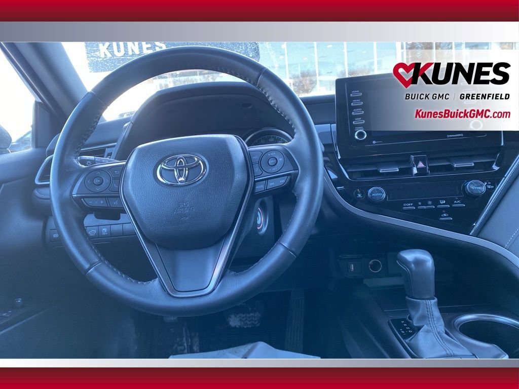 Used 2024 Toyota Camry SE image 33