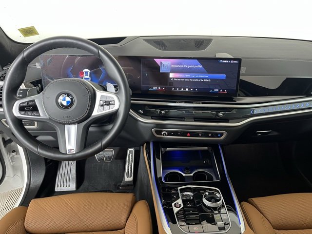 Certified 2025 BMW X7 xDrive40i w/ Executive Package image 13