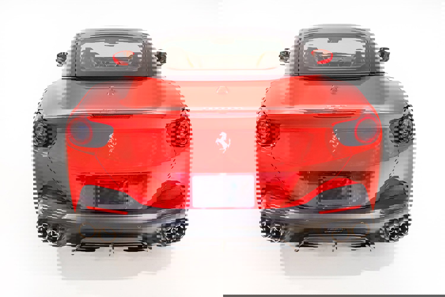 Used 2020 Ferrari Portofino image 7